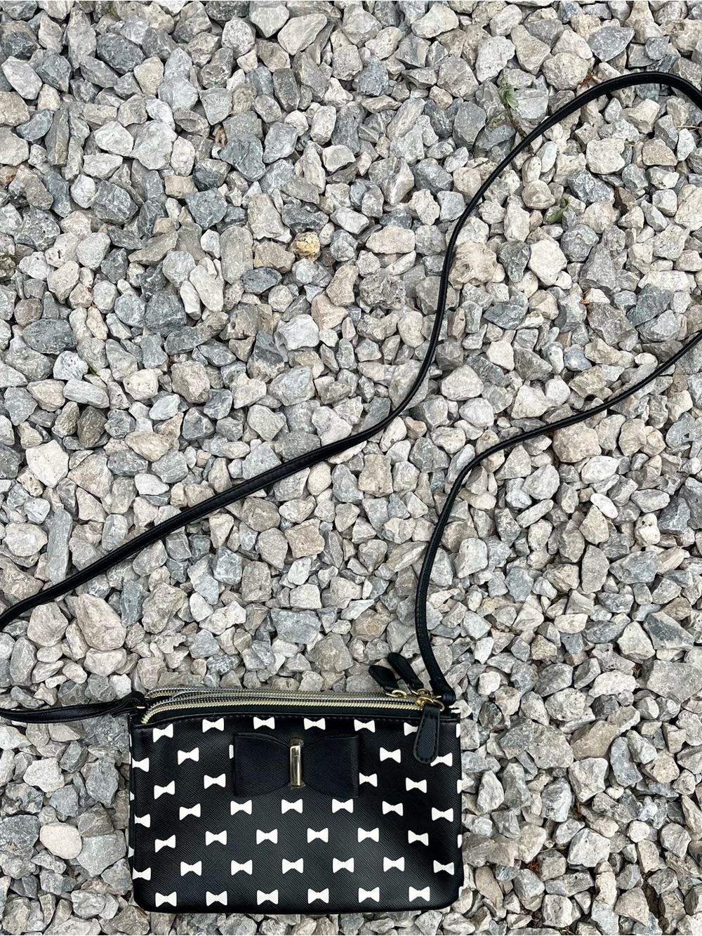 NEW Black & White Bow Print Triple Zip Crossbody Purse - NWT